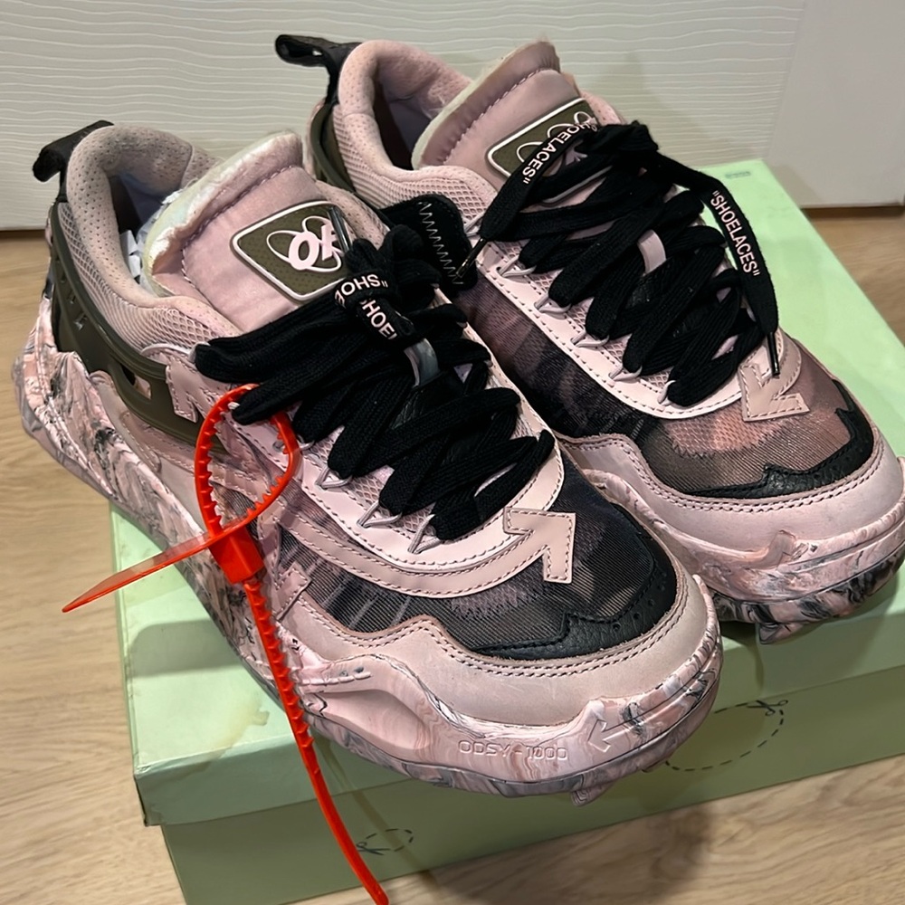 Authentic Off-White Odsy Sneakers